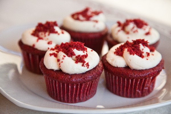 red-velvet-cupcakes_6194.jpg