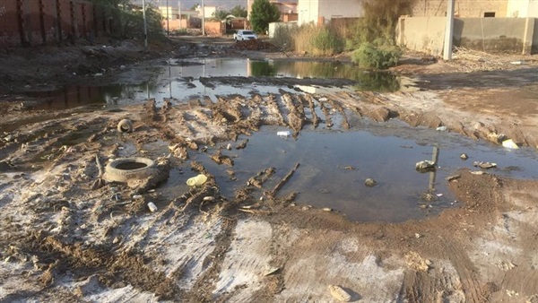 مكة: تشكيل لجنة لرصد أماكن تجمعات مياه الأمطار ببحرة