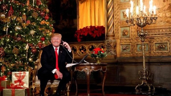 ترامب وعائلته يحتفلون بعيد الميلاد في منتجع مار لاجو الفاخر