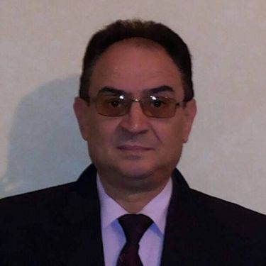 د.جمال البطران رئيس الجمعية العربية الدولية للتغذية الجهاز الهضمى