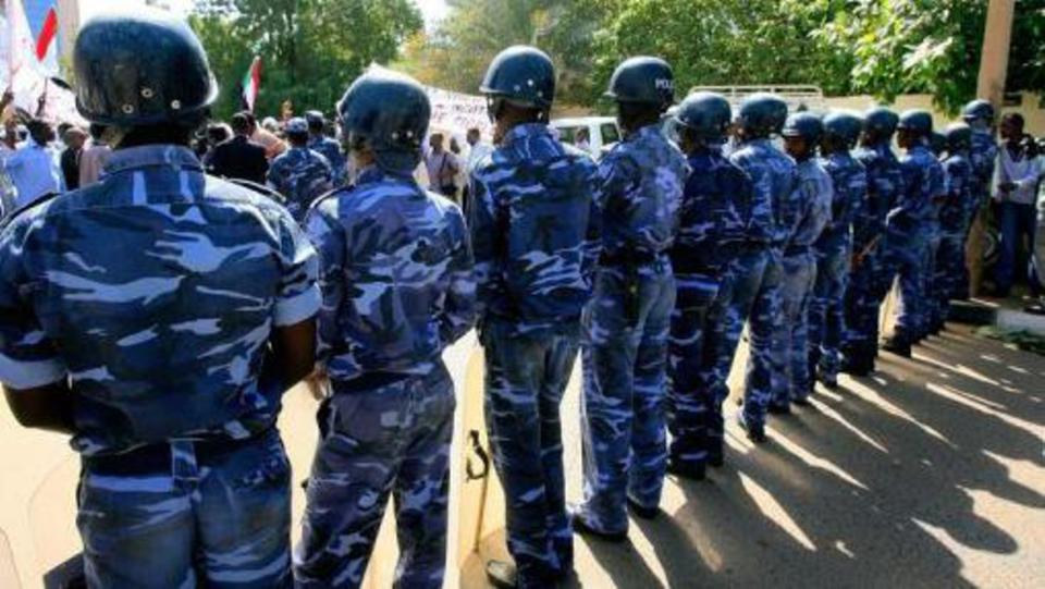 قوات من الشرطة السودانية