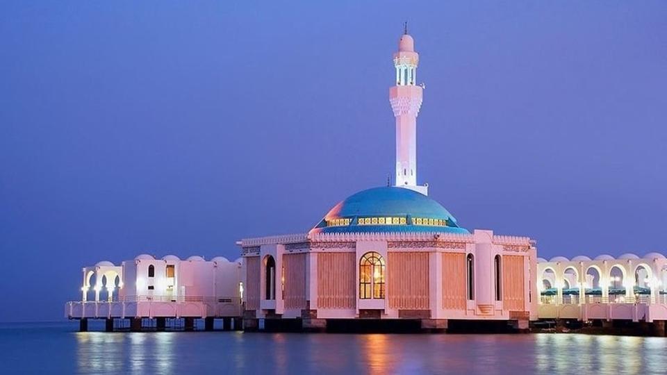 المسجد السعودي العائم