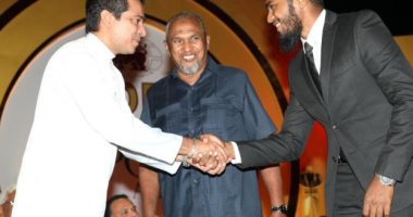 تاجر التوابل الملياردير محمد إبراهيم ونجله عصمت مع رئيس الوزراء