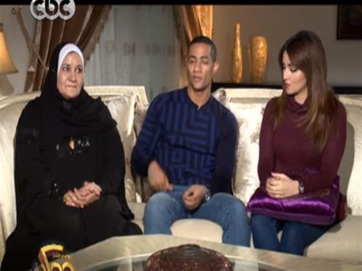 محمد رمضان وزوجته ووالدته