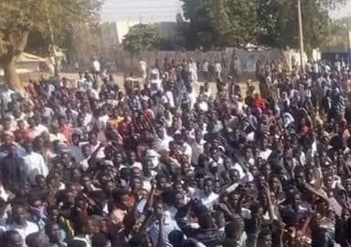 تجمع المهنيين السودانيين يدعو إلى عصيان مدني شامل