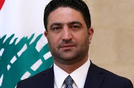 وزير المهجرين اللبناني صالح الغريب