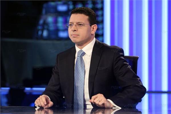الإعلامي عمرو عبد الحميد 