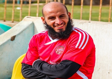 لاعب نادي أسوان حمادة السيد