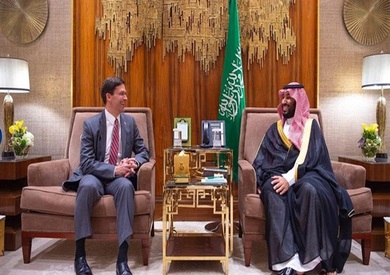 ولي العهد السعودي يبحث مع وزير الدفاع الأمريكي العلاقات الثنائية