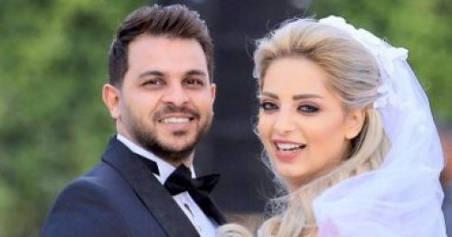 حذف صورها.. انفصال محمد رشاد عن زوجته المذيعة مى حلمى (فيديو)