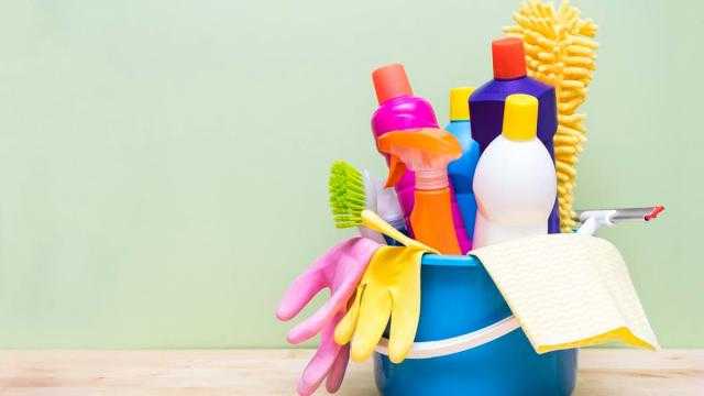 إحذري .. منتجات التنظيف قد تساعد في زيادة نسبة الأصابة بالسرطان داخل منزلك
