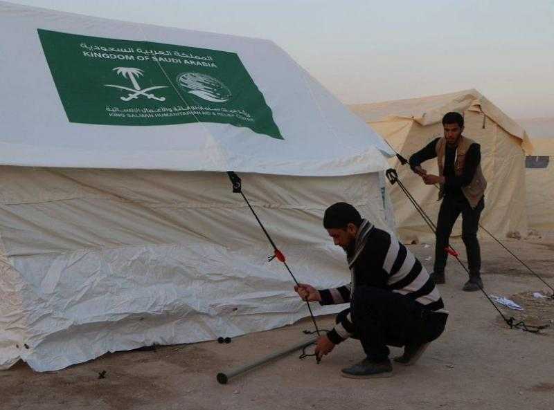 مركز الملك سلمان للإغاثة يواصل توزيع المواد الإغاثية المتنوعة لمتضرري الزلزال في محافظة حلب بسوريا