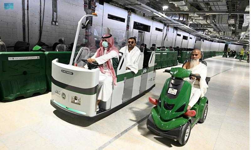 رئاسة الحرمين الشريفين توفر أكثر من 9 آلاف عربة للمعتمرين وقاصدي بيت الله الحرام