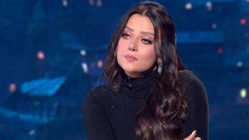 رضوى الشربينى تقع في ورطة بسبب إهانتها للرجال