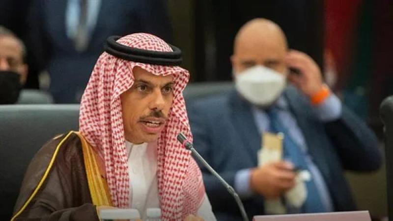 وزير الخارجية السعودي يبحث دعم جهود إرساء الأمن والسلم الدوليين مع وزيري الخارجية الإماراتي والأمريكي