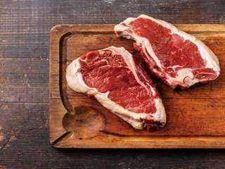 أسعار اللحوم بالأسواق اليوم الإثنين 6 مايو
