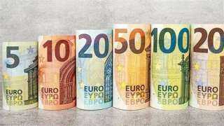 سعر اليورو والعملات الأجنبية أمام الجنيه بداية تعاملات اليوم الخميس