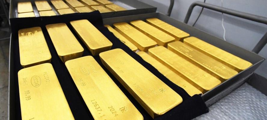 عدم اليقين من اتفاق التجارة بين الولايات المتحدة والصين يغذي أسعار الذهب