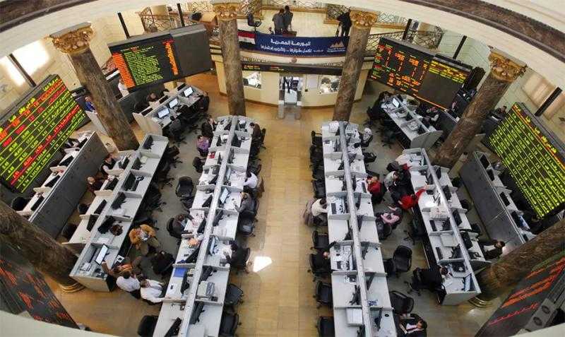 البورصة تواصل التراجع في منتصف تعاملات اليوم الثلاثاء