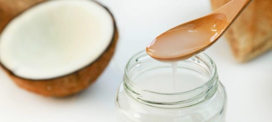 5 فوائد صحية تدفعك لاستخدام زيت جوز الهند يومياً