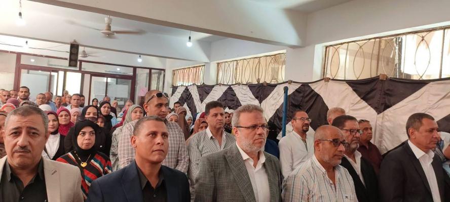 تعليم المنيا يكرم المشاركات في دورة النحو التطبيقي(دبلومة النحو) بمدرسة الرحمة بملوى