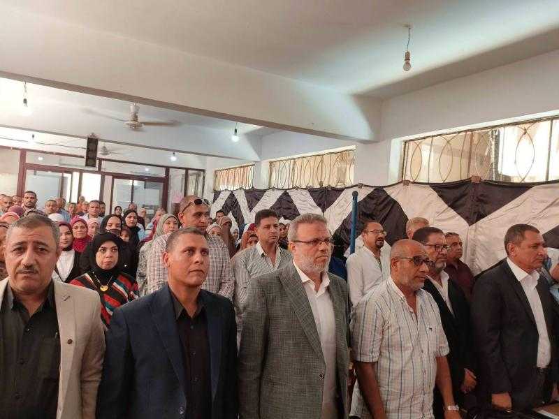 تعليم المنيا يكرم المشاركات في دورة النحو التطبيقي(دبلومة النحو) بمدرسة الرحمة بملوى